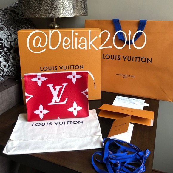 SOLD! Louis Vuitton Toiletry XL Pouch Giant Mono - Picture 2 of 8